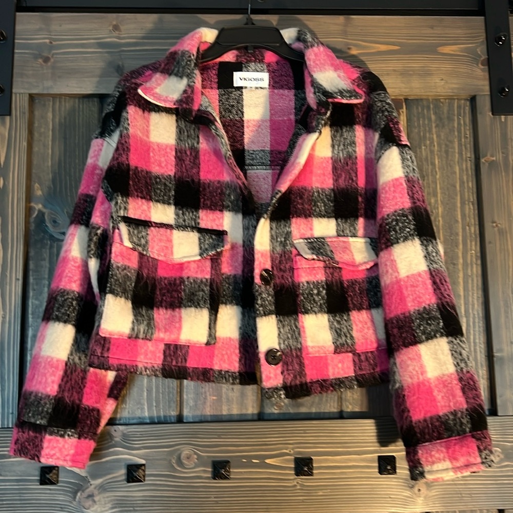 Vigoss Plaid Crop Jacket